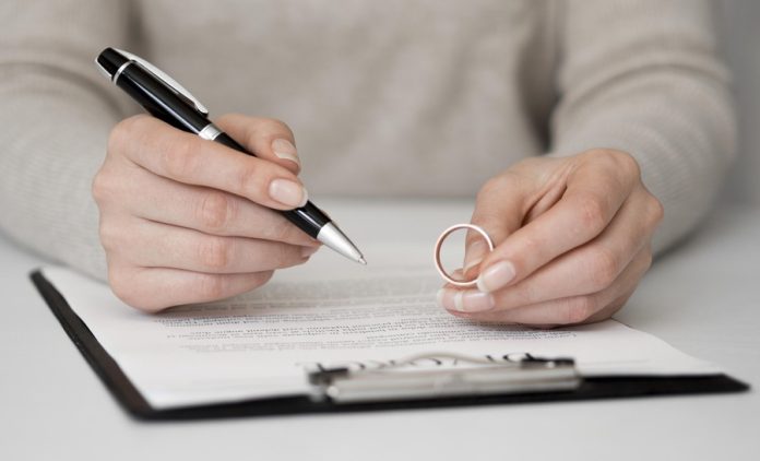 Can Postnuptial Agreement Specify Financial Responsibilities Between Spouses in Indonesia?